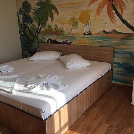 Vila Nusa Hotel Eforie Nord Buitenkant foto
