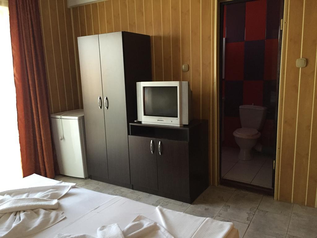 Vila Nusa Hotel Eforie Nord Buitenkant foto