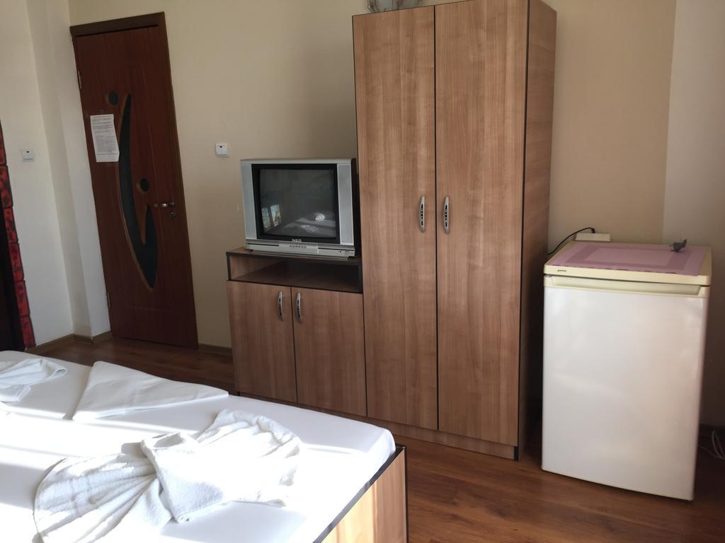 Vila Nusa Hotel Eforie Nord Buitenkant foto