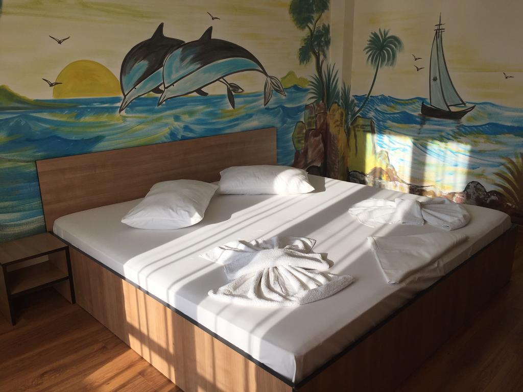 Vila Nusa Hotel Eforie Nord Buitenkant foto
