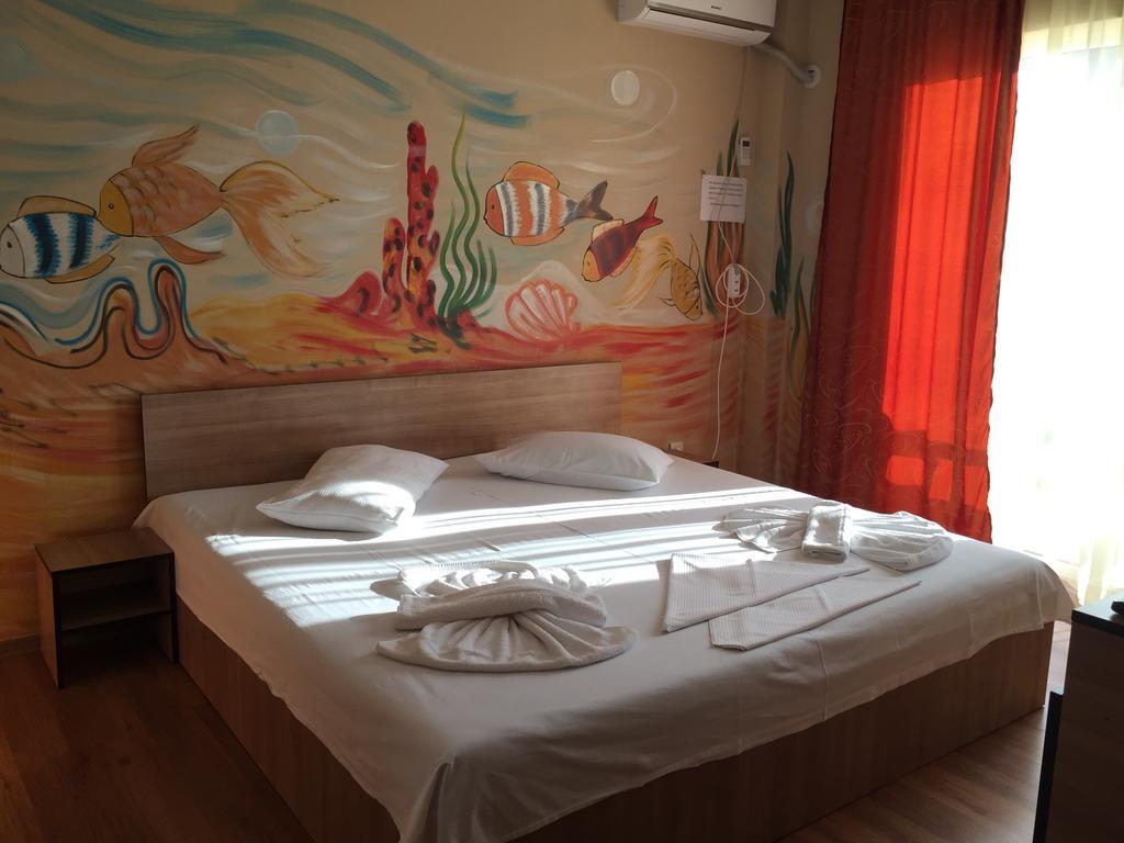Vila Nusa Hotel Eforie Nord Buitenkant foto