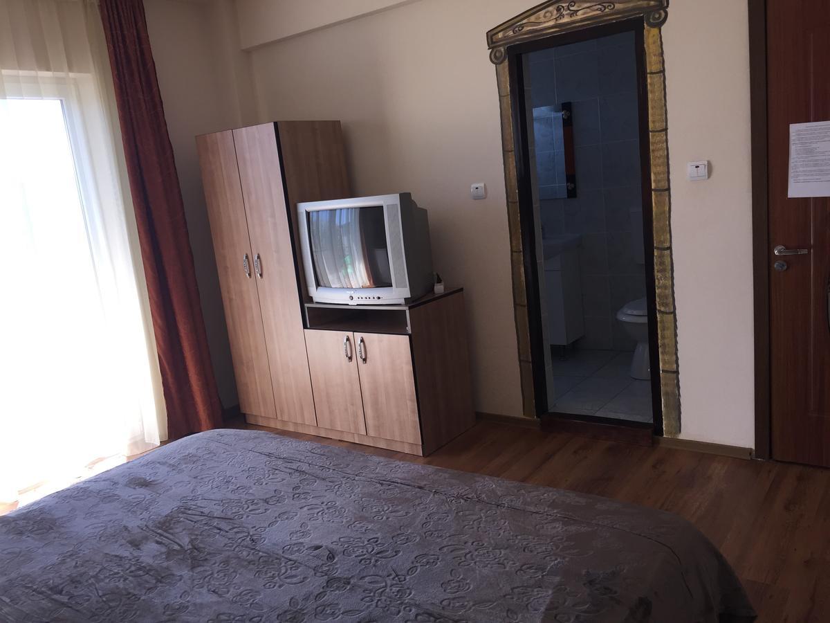 Vila Nusa Hotel Eforie Nord Buitenkant foto